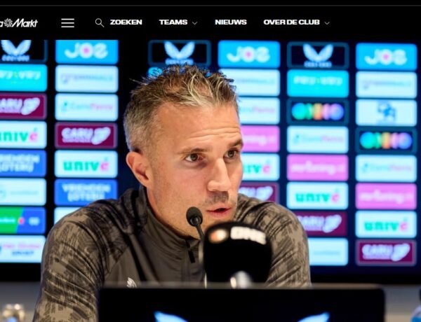 Tegenwind voor Van Persie