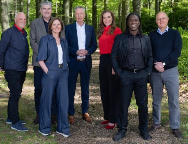 Seedorf zoekt mee voor Oranje